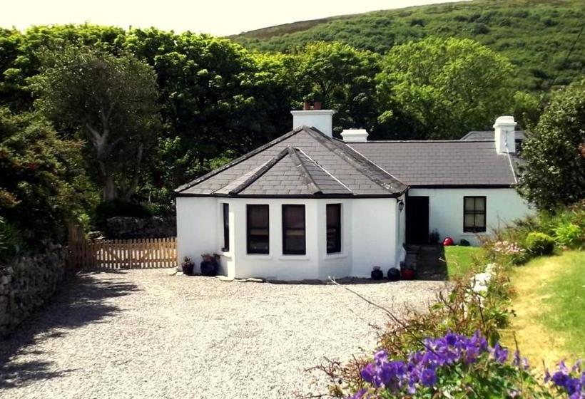 Kilcommon Lodge Holiday Hostel
