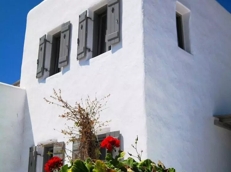 Aeraki Villas