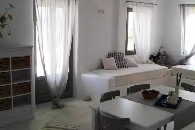 Aeraki Villas
