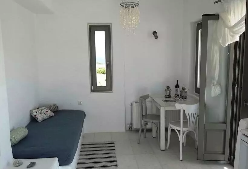 Aeraki Villas