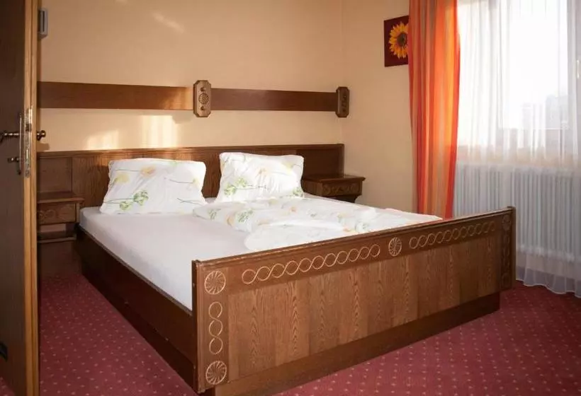 Bed and Breakfast Pension Handle