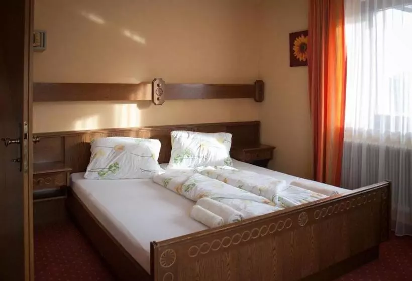 Bed and Breakfast Pension Handle