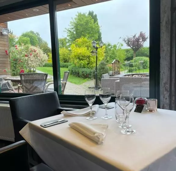 Hotelli Auberge Des Cretes