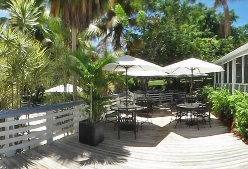 هتل Club Seabourne