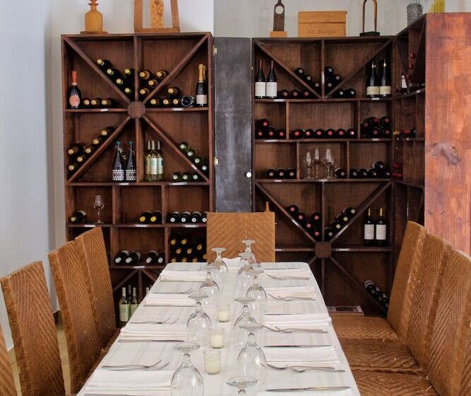 هتل Club Seabourne