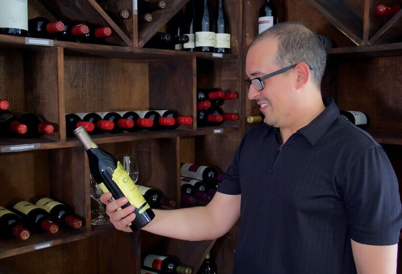 هتل Club Seabourne