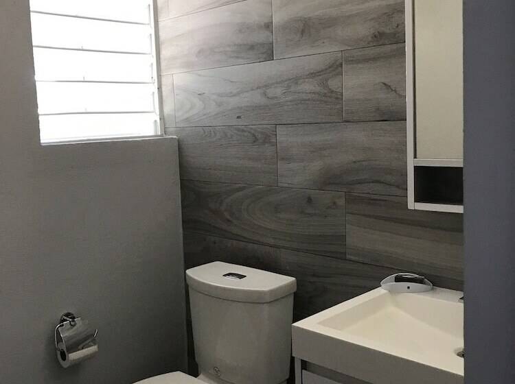 هتل Club Seabourne