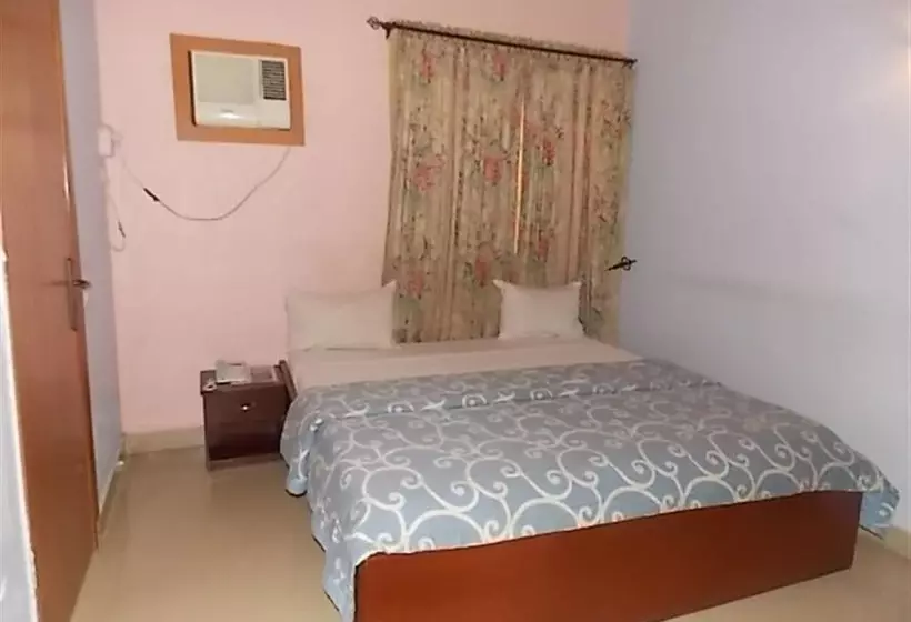 هتل De Next Centre Resort