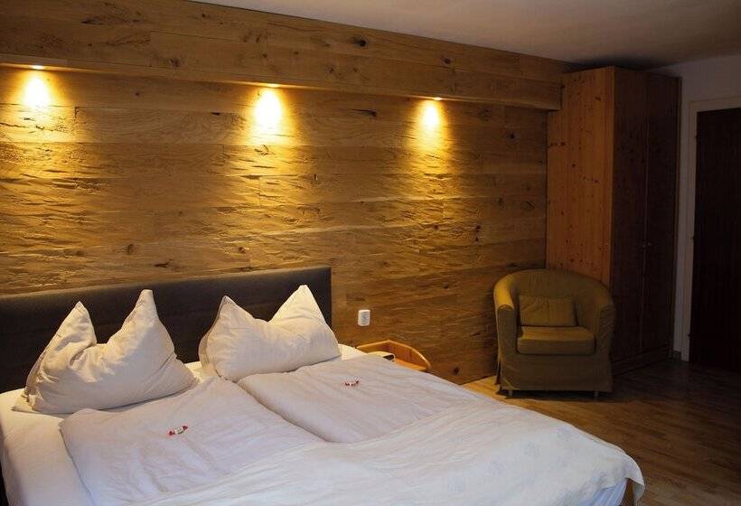 ホテル Landgasthof Stranachwirt