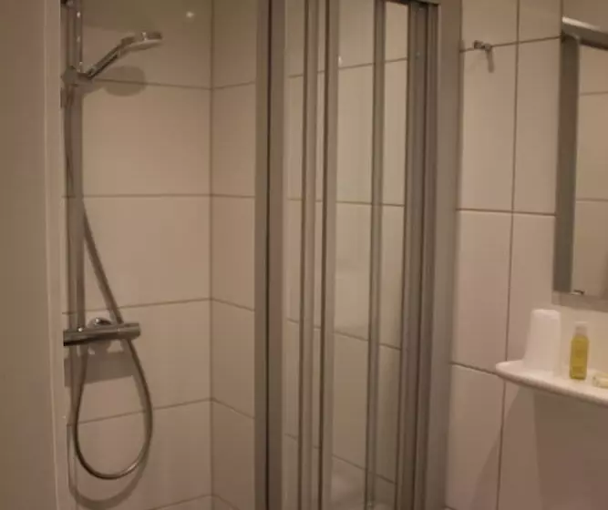Hotelli Landgasthof Stranachwirt