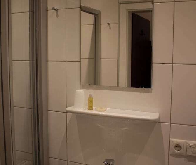 ホテル Landgasthof Stranachwirt