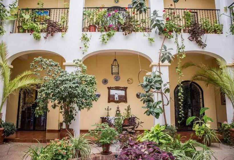 Hospedium Hotel Val De Pinares