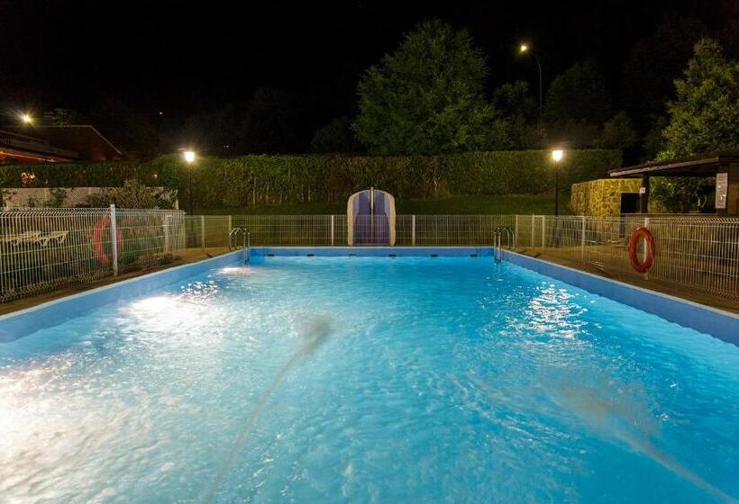 Hospedium Hotel Val De Pinares