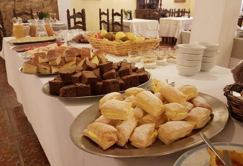 Hospedium Hotel Val De Pinares