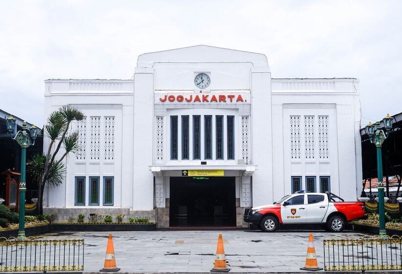 Khas Tugu Hotel Yogyakarta