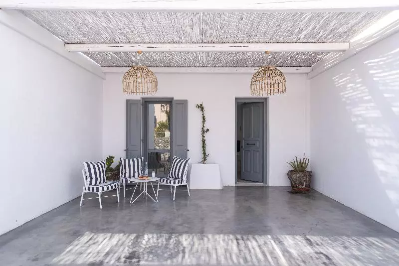 ホテル Lagadi Suites By K&k