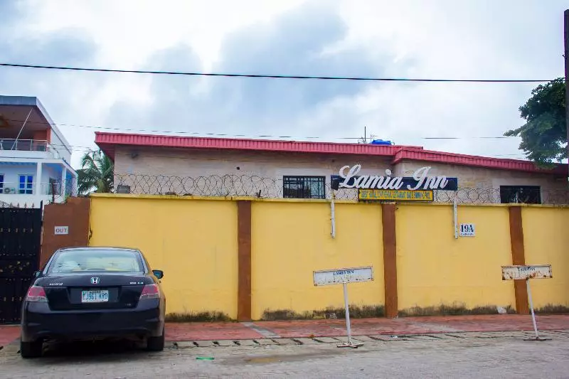 هتل Lamia Inn