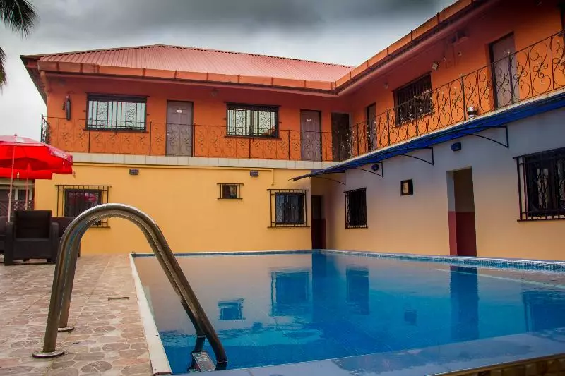 هتل Lamia Inn