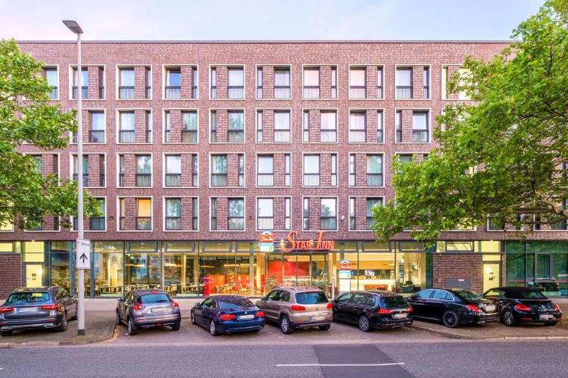 هتل Premier Inn Hannover City University