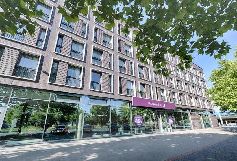 هتل Premier Inn Hannover City University