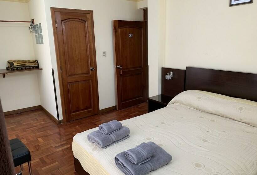 هتل Residencial Alta Vista