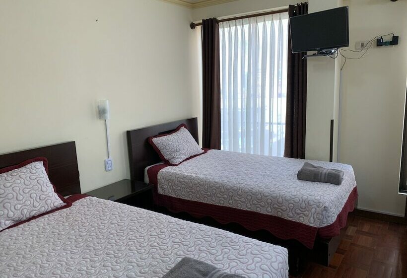 هتل Residencial Alta Vista