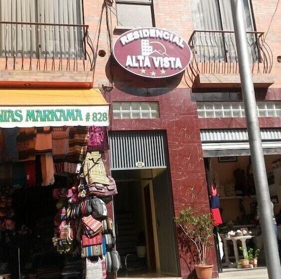 هتل Residencial Alta Vista