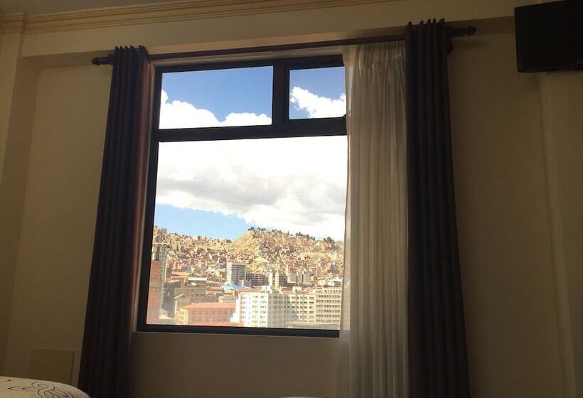 هتل Residencial Alta Vista