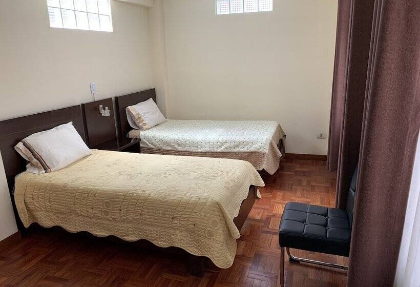 هتل Residencial Alta Vista