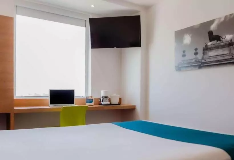 ホテル Sleep Inn Leon Antares