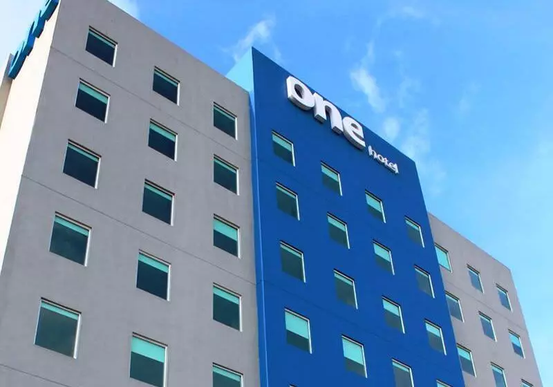 ホテル Sleep Inn Leon Antares
