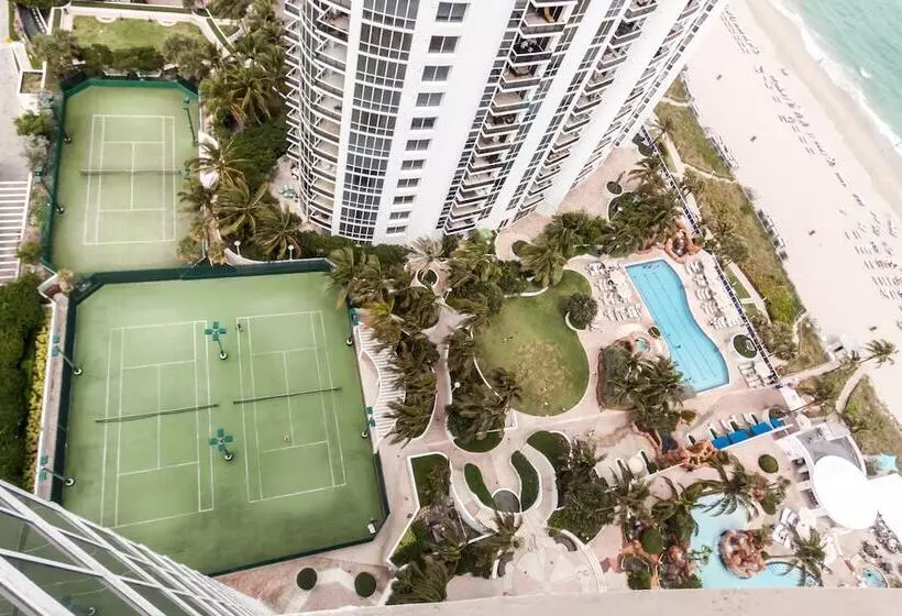 هتل Private Ocean Condos At Trump Sunny Isles
