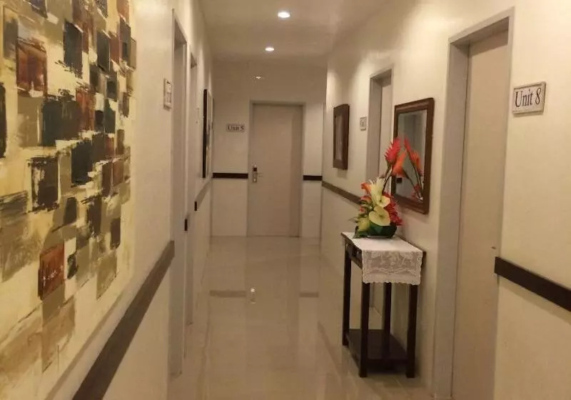 Urban Manor Hotel Annex