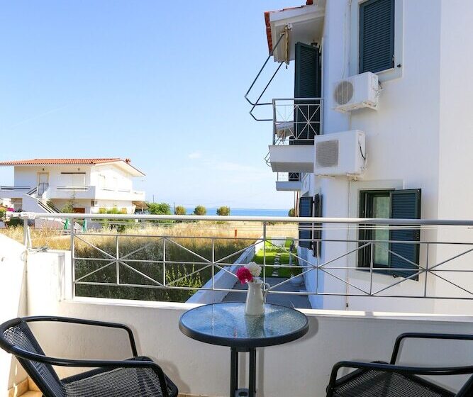 Koukounari Apartments