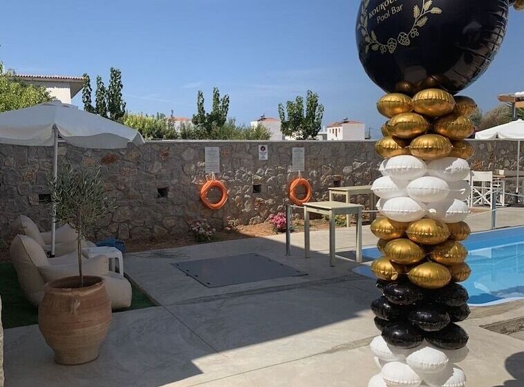 Koukounari Apartments