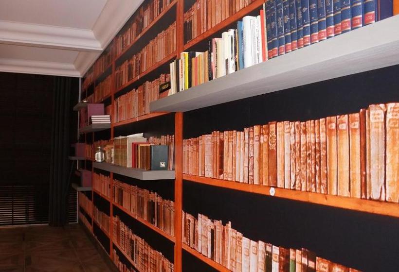 استراحتگاه Vayamundo Houffalize