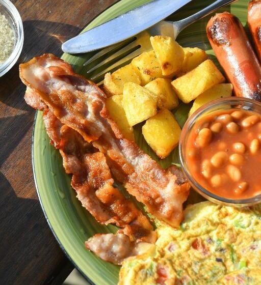 هاستل Tulia House Backpackers