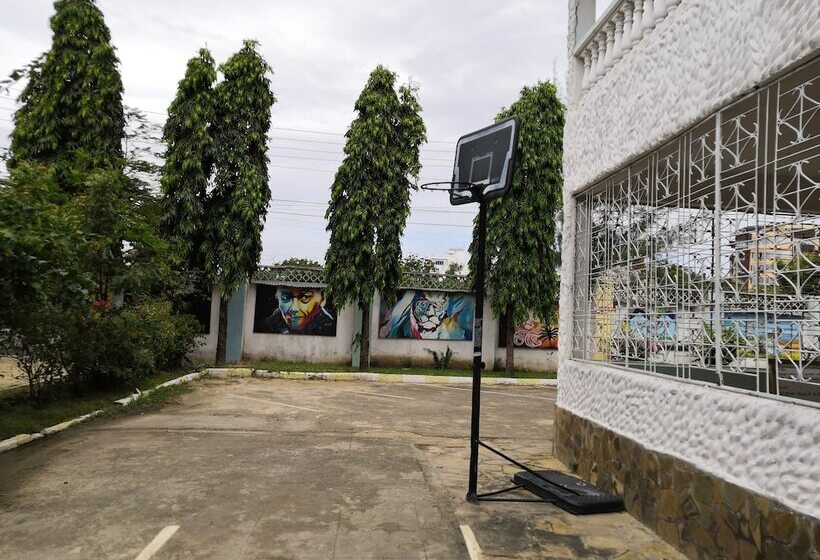 هاستل Tulia House Backpackers