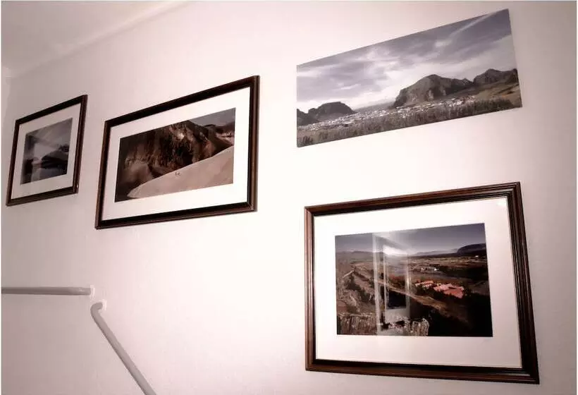 B&b Guesthouse   Bed And Breakfast Keflavik Centre