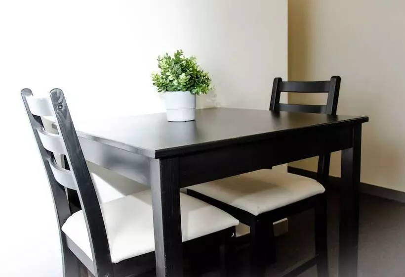 B&b Guesthouse   Bed And Breakfast Keflavik Centre