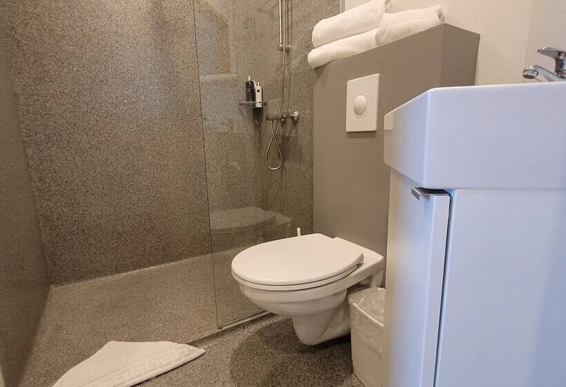 B&b Guesthouse Bed And Breakfast Keflavik Centre