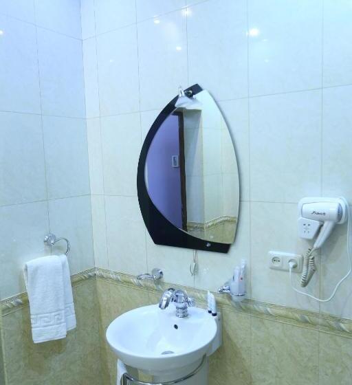 تختخواب و صبحانه Vanatur