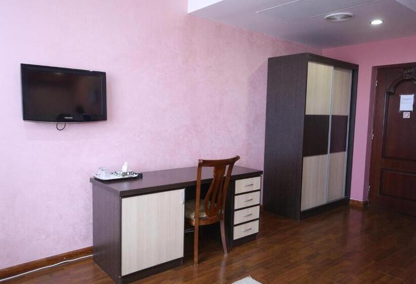 تختخواب و صبحانه Vanatur