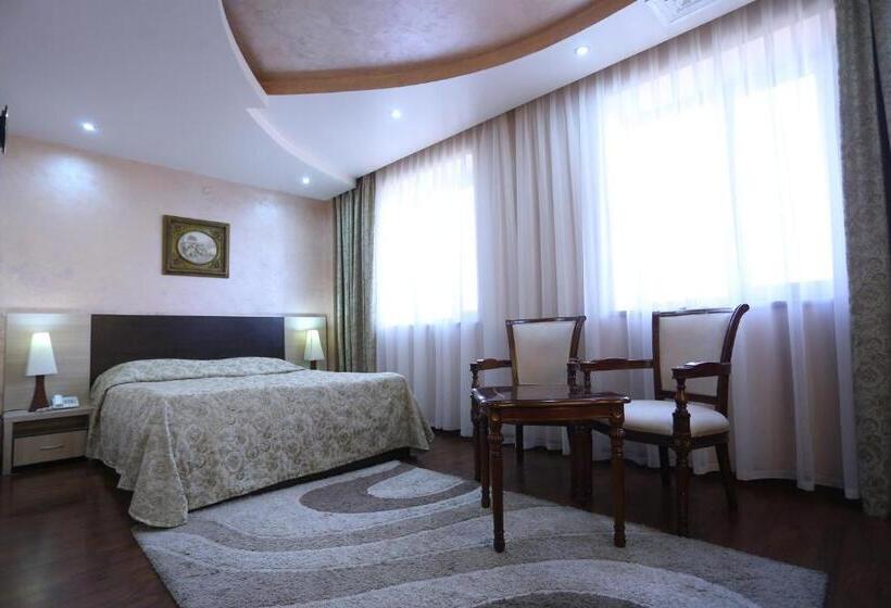 تختخواب و صبحانه Vanatur