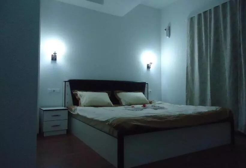 هتل Albatros