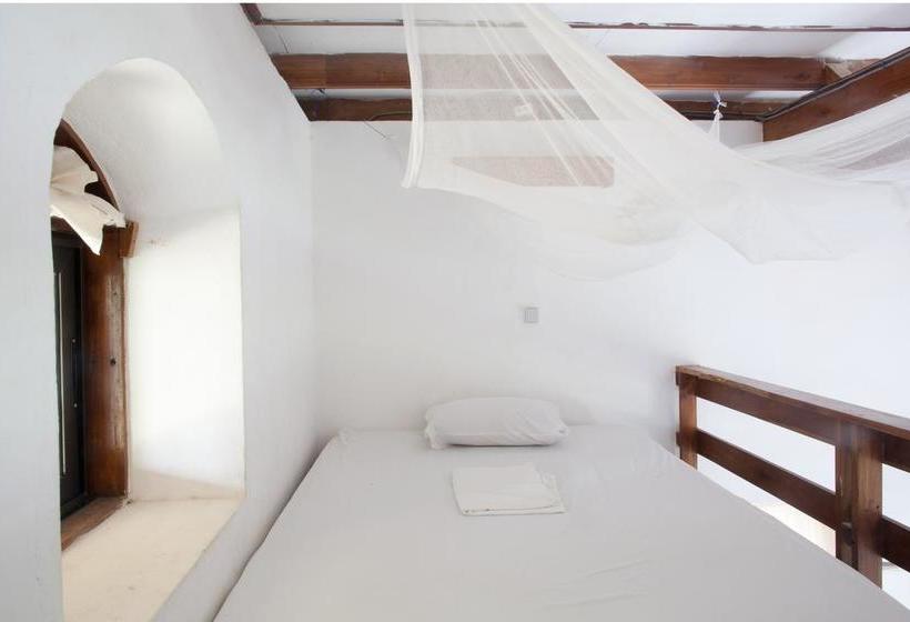 هتل Auberge De Grand Popo