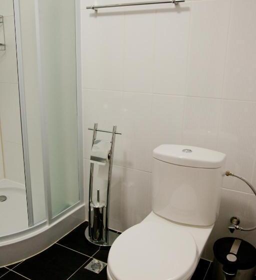 هتل Hin Yerevantsi