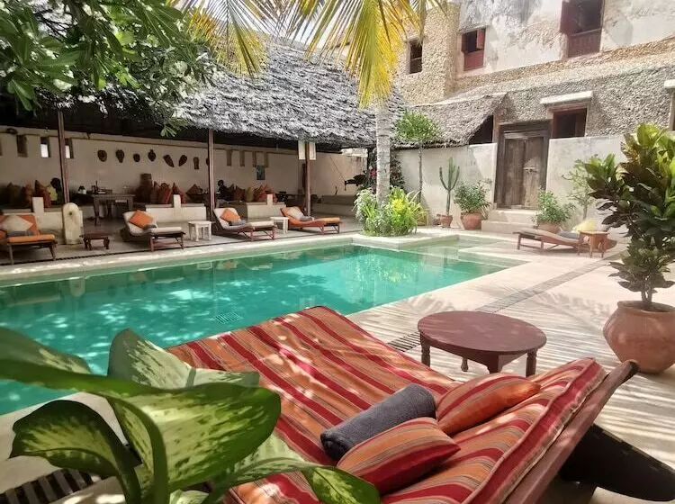 هتل Jannat House