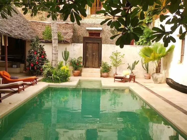 هتل Jannat House