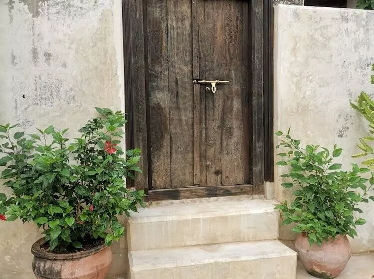 هتل Jannat House